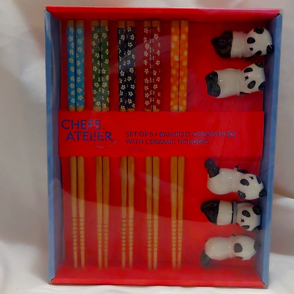 NIB Chefs Atelier Set of 5 Bamboo Chopsticks with Panda Bear ceramic holders